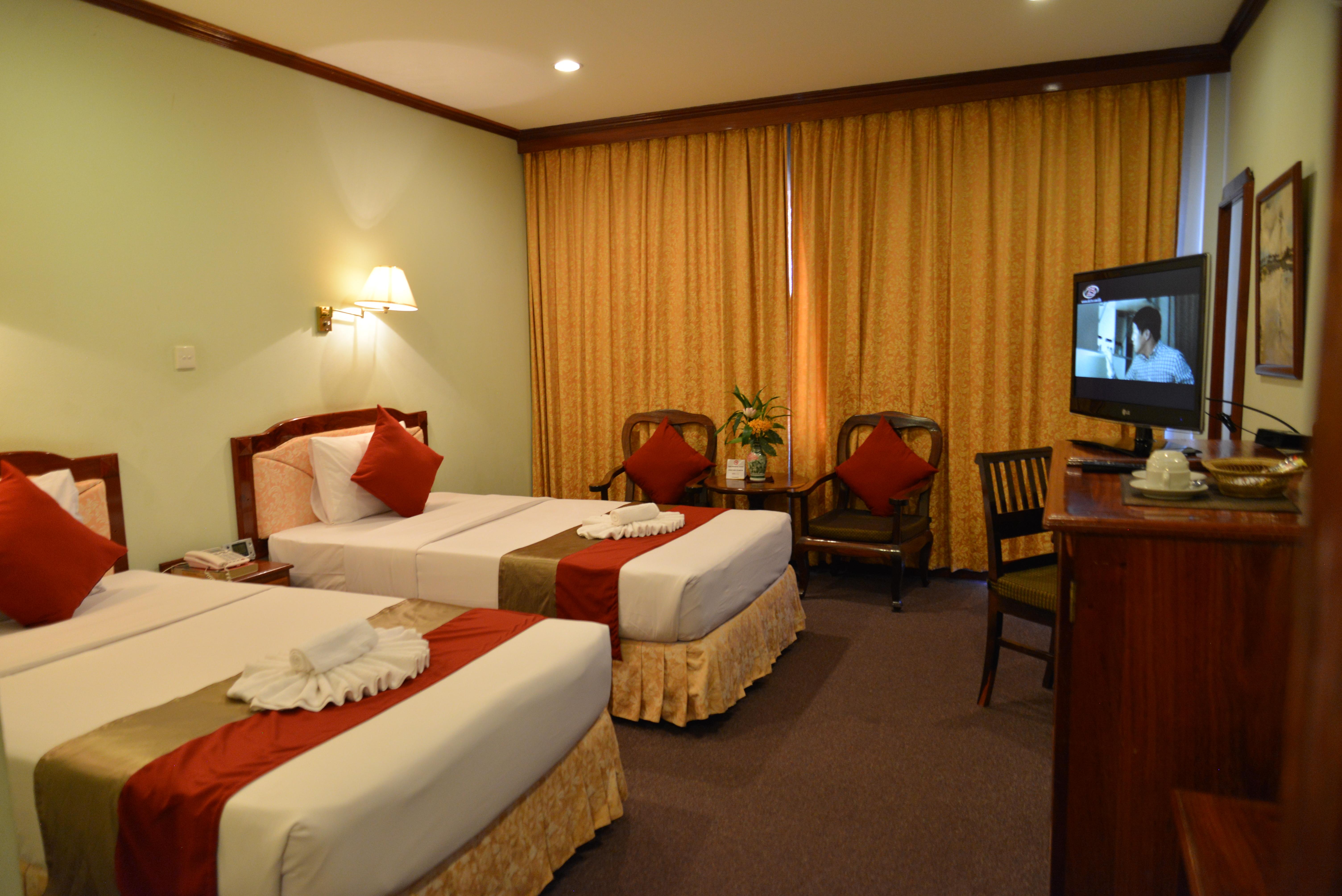 Angkor Hotel Siem Reap Exterior photo