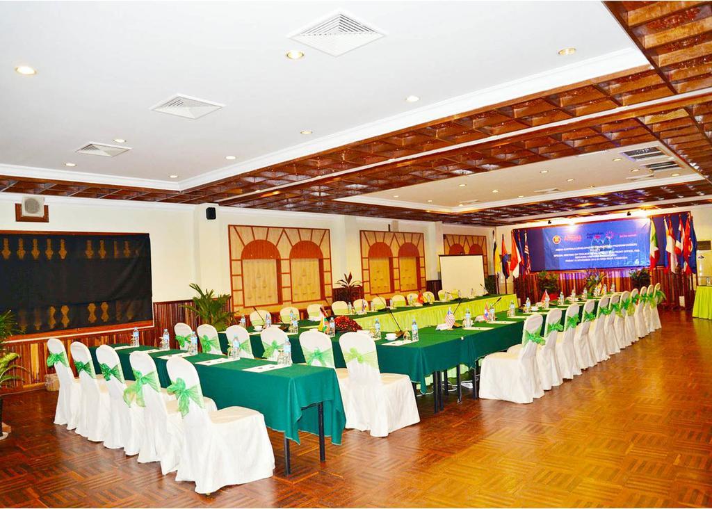 Angkor Hotel Siem Reap Exterior photo