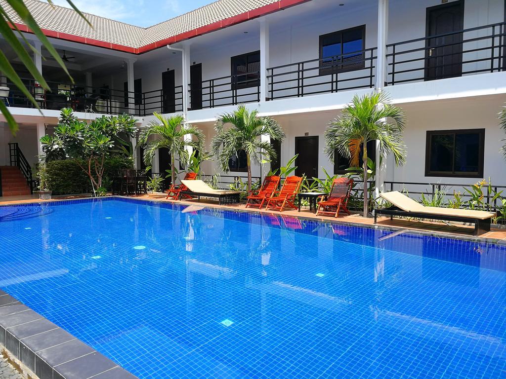 Angkor Hotel Siem Reap Exterior photo